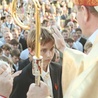 Księża gorzko żartują, że bierzmowanie jest oficjalnym pożegnaniem z Kościołem 