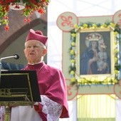 Abp Damian Zimoń w Piekarach Śląskich