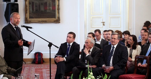 Debacie publicznej brakuje ideowości