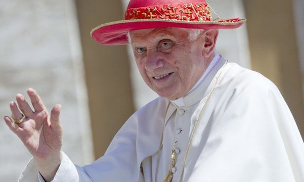 60 godzin adoracji na 60-lecie kapłaństwa papieża