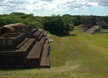 Cmentarz Majów odkryty w Meksyku