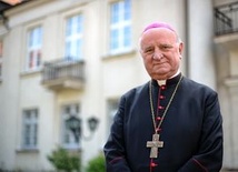 Bp Stanisław Stefanek