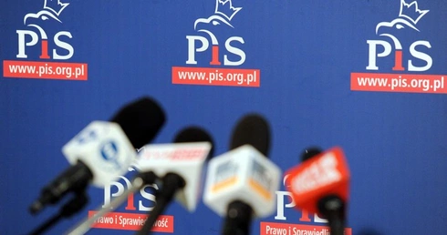 Politycy o sytuacji w PiS. Przewidywalnie