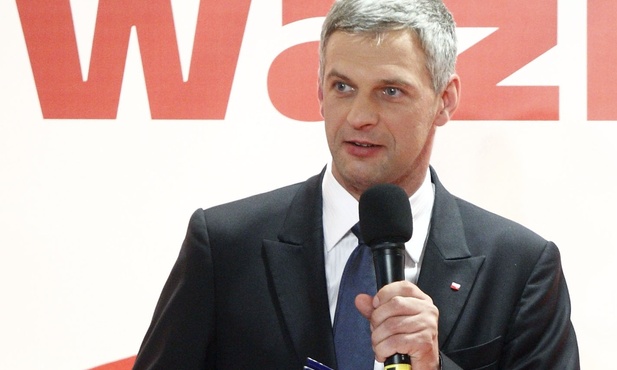 "Media publiczne będą nadal spolityzowane"