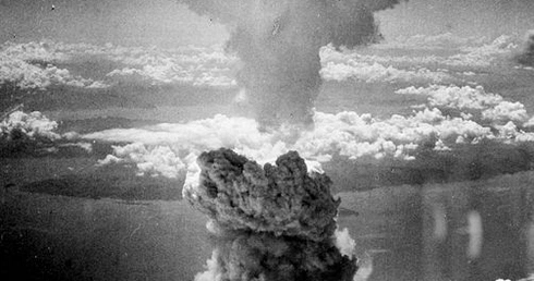 Posiadanie broni nuklearnej moralnie niedopuszczalne