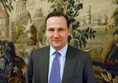 Sikorski sądzi się z "Faktem"