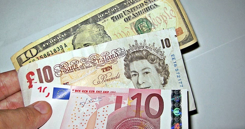 Złoty spada? Spokojnie!