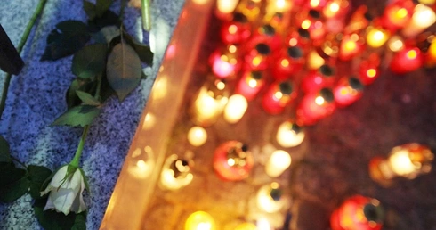 Oslo: Akcja policji i nabożeństwo żałobne