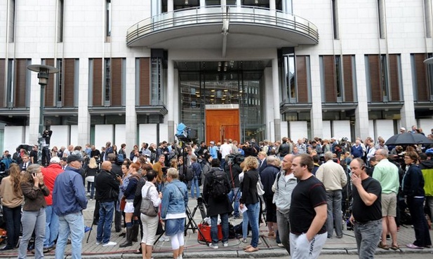 Breivik trafi do aresztu