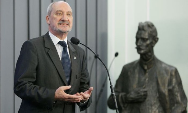 Wnioski prokuratury mogą potwierdzać tezy "białej księgi"