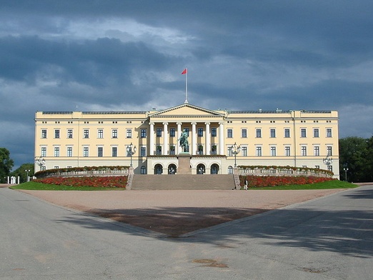 Breivik chciał zaatakować pałac królewski