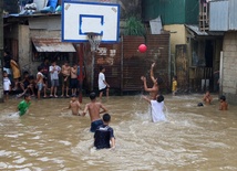 Koszykówka czy waterpolo?