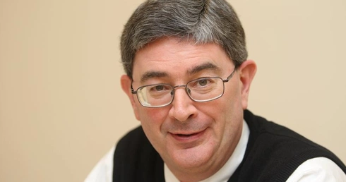 Weigel: Manipulacja definicją małżeństwa to totalitaryzm