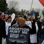 Ekskomunika dla polityków popierających aborcję?