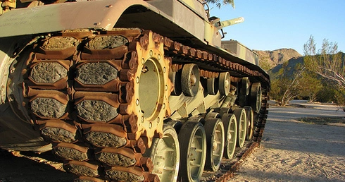 Syria: Czołgi strzelają Deir Ezzor