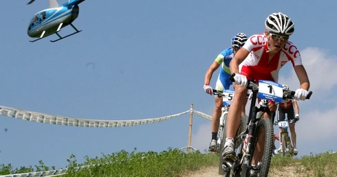 Dohnany, 07.08.2011. Polka Maja Włoszczowska na trasie mistrzostw Europy w kolarstwie górskim