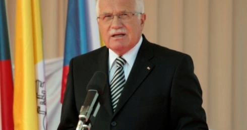 Prezydent Czech przeciw homoparadzie