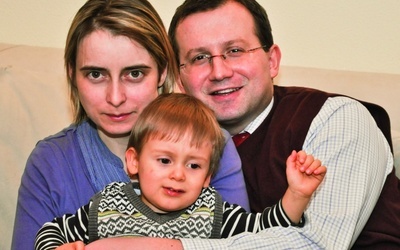 Ryszard Paluch (na zdjęciu z żoną Barbarą i synem Piotrem) jest autorem książki "Niewysłuchana cisza", wywiadu rzeki z ks. Krzysztofem Wąsem.
