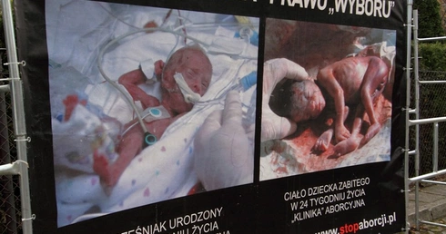 Sejm zajmuje się aborcją