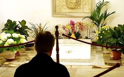 Przeniosą grób Jana Pawła II