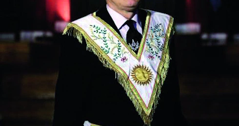 Wielki mistrz Antonio Reis jest jednocześnie politykiem rządzącej Partii Socjalistycznej