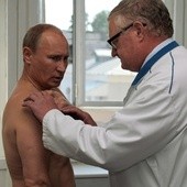 Przychodzi Putin do lekarza