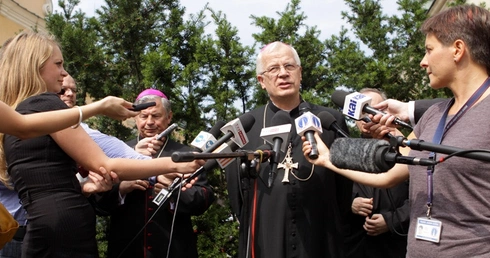 Biskupi jednym głosem ws. ks. Natanka