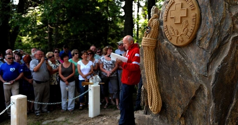 Pamiętają o ofiarach gór