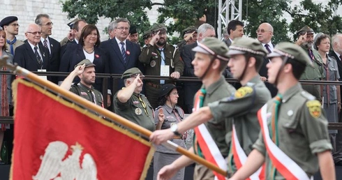 Harcerska defilada dla prezydenta