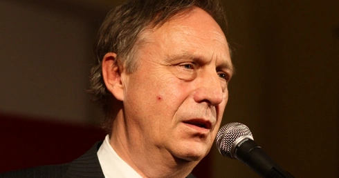 Piesiewicz rezygnuje