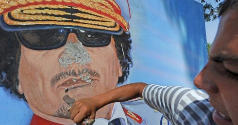 Kadafi: Niech Libia stanie w płomieniach