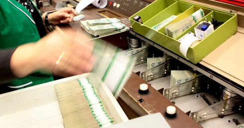 Obniżka stóp procentowych? Jeszcze za wcześnie!