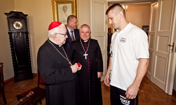 Adamek spotkał się z kard. Gulbinowiczem