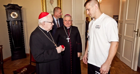 Adamek spotkał się z kard. Gulbinowiczem