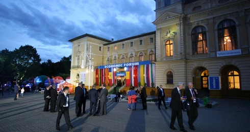 Sąsiedzi załatają niemiecką dziurę energetyczną?