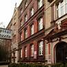 Szpital św. Józefa w Mikołowie władze komunistyczne odebrały siostrom boromeuszkom. Właścicielkom został zwrócony przez Komisję Majątkową.