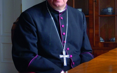 Bp Stanisław Budzik
