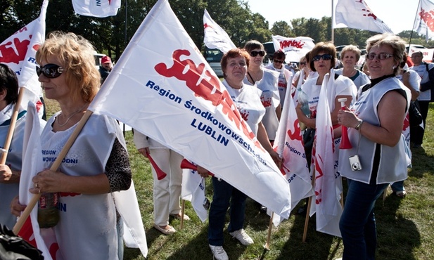 Związkowcy chcą dialogu