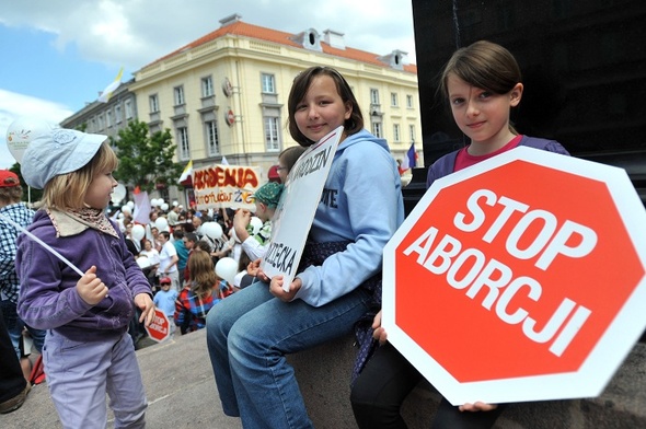 Pikieta ws. „Dużej książki o aborcji”