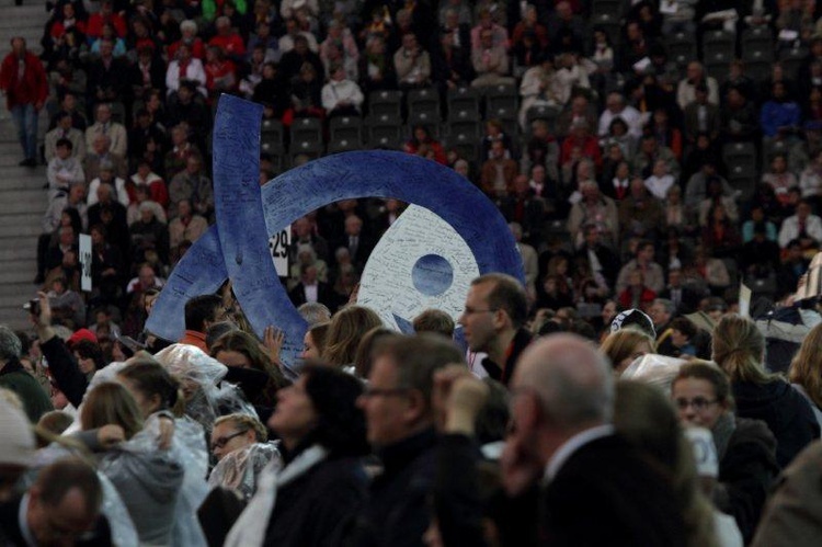 Berlin: Msza Św. na Stadionie Olimpijskim