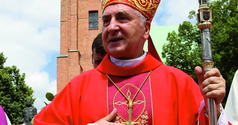 Gniezno. 26.06.2010. Prymas Polski abp Józef Kowalczyk.