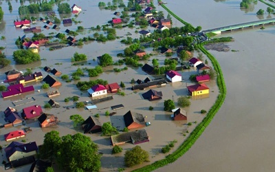 Wisła w okolicach Sandomierza, 20 maja 2010 r.