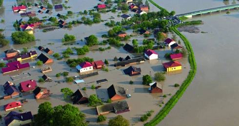 Wisła w okolicach Sandomierza, 20 maja 2010 r.