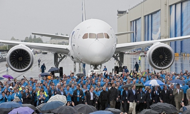 Pierwszy Dreamliner leci do Japonii