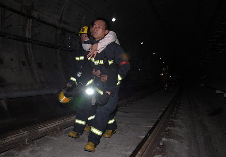 Chiny: Zderzenie pociągów, 240 rannych 