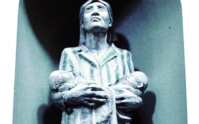 Figura Służebnicy Bożej Stanisławy Leszczyńskiej w kościele św. Anny w Wilanowie.