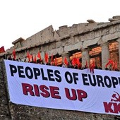 Po informacjach, że Bruksela wymaga od Grecji reform, komuniści i związki zawodowe podpalili kraj. 