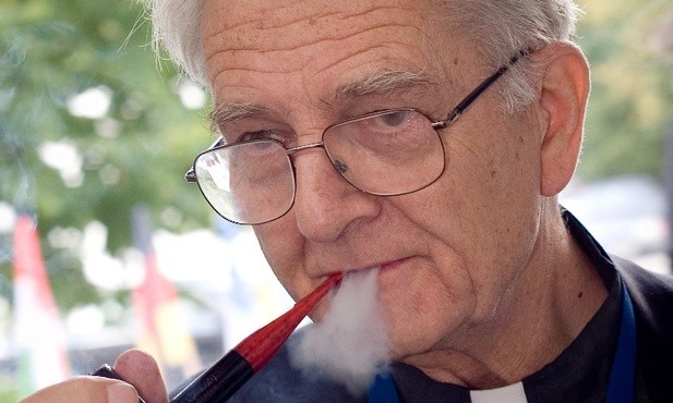 Ks. Boniecki może bez ograniczeń wypowiadać się dla mediów