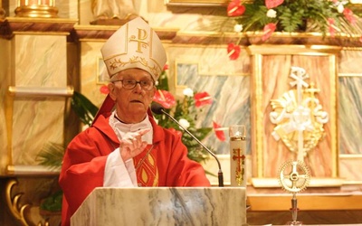 Kardynał Nagy ma 90 lat