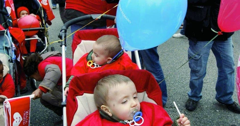 Demonstracja w Madrycie przeciwko nowej ustawie aborcyjnej, 7 marca 2010 r.